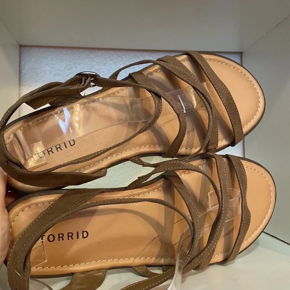 Torrid Womens Strappy Sandals Brown Adjustable Low Heel Shoes Flat Buckle 11 W